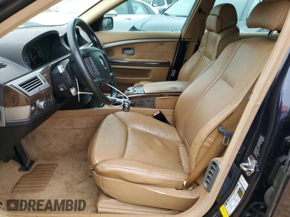 ✅ 2008 BMW 7 Series 750Li • VIN: WBAHN83508DT83319 • Лот: 65411264. Опубликован ранее на Copart с пробегом 153 021 миль. Бесплатный доступ к архиву аукционных продаж из США и подробный отчёт об истории автомобиля на DreamBid. Изображение 7.