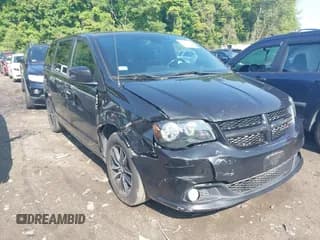 ✅ 2018 Dodge Grand Caravan SE Plus • VIN: 2C4RDGBG4JR215046 • Lot: 42345280. Wystawiony na IAAI z przebiegiem 258 901 mil. Bezpłatny archiwum sprzedaży aukcyjnych z USA i szczegółowy raport historii pojazdu na DreamBid. Zdjęcie 1.