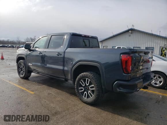 ✅ 2021 GMC Sierra 1500 • VIN: MV1N3887521ND • Лот: 73046833. Опубликован ранее на Copart с пробегом 56 992 миль. Бесплатный доступ к архиву аукционных продаж из США и подробный отчёт об истории автомобиля на DreamBid. Изображение 2.