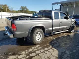 2003 Dodge Dakota SLT с VIN 1D7HG42N93S363166, выставлен на аукционе Copart как лот 72176534 с пробегом 189 834 миль миль и Списание • Salvage title. История ставок и продаж доступна на DreamBid. Изображение 3.