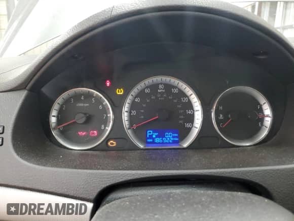 2010 Hyundai Sonata GLS with VIN 5NPET4AC0AH584661, listed as a Copart auction lot 82528305 with 186,922 mi miles and Salvage title. Bid and sale history available at DreamBid. Image 9.