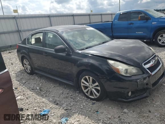 ✅ 2014 Subaru Legacy Limited • VIN: 4S3BMCL65E3019406 • Lot: 67355115. Wystawiony na Copart z przebiegiem 187 480 mil. Bezpłatny archiwum sprzedaży aukcyjnych z USA i szczegółowy raport historii pojazdu na DreamBid. Zdjęcie 4.