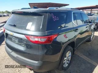 ✅ 2018 Chevrolet Traverse LT Cloth • VIN: 1GNERGKW3JJ261356 • Lot: 43535384. Wystawiony na IAAI z przebiegiem 161 215 mil. Bezpłatny archiwum sprzedaży aukcyjnych z USA i szczegółowy raport historii pojazdu na DreamBid. Zdjęcie 4.