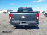 ✅ 2017 Chevrolet Silverado 1500 High Country • VIN: 3GCUKTEC5HG509458 • Lot: 43517091. Wystawiony na IAAI z przebiegiem 250 022 mil. Bezpłatny archiwum sprzedaży aukcyjnych z USA i szczegółowy raport historii pojazdu na DreamBid. Zdjęcie 17.