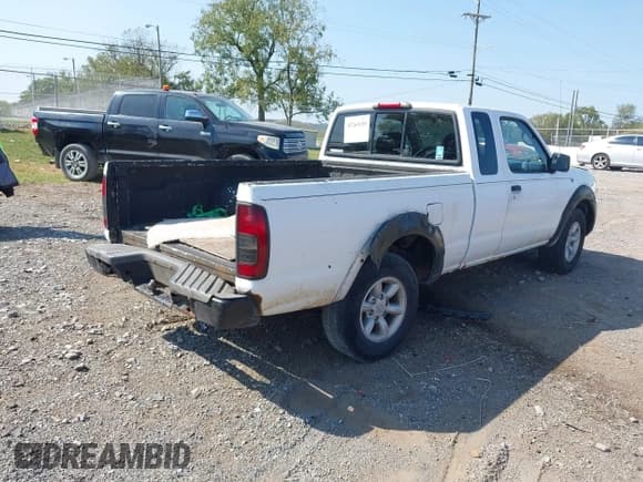 ✅ 2002 Nissan Frontier XE • VIN: 1N6DD26S12C342923 • Lot: 43261158. Listed on IAAI with 210,511 mi. Free auction sales archive from the USA and detailed vehicle history report at DreamBid. Image 4.