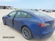✅ 2022 Tesla Model 3 Long Range • VIN: 5YJ3E1EB2NF246443 • Lot: 42179219. Wystawiony na IAAI z przebiegiem Nie podano. Bezpłatny archiwum sprzedaży aukcyjnych z USA i szczegółowy raport historii pojazdu na DreamBid. Zdjęcie 3.