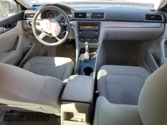 ✅ 2012 Volkswagen Passat S • VIN: 1VWAH7A35CC089305 • Lot: 91029835. Listed on Copart with 82,907 mi. Free auction sales archive from the USA and detailed vehicle history report at DreamBid. Image 8.