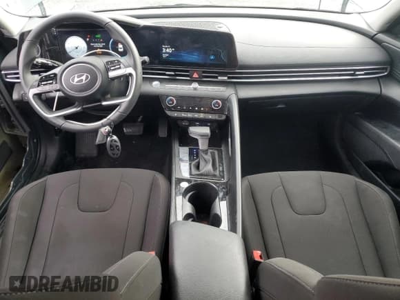✅ 2025 Hyundai Elantra SEL Convenience • VIN: KMHLS4DG7SU032411 • Lot: 93052025. Listed on Copart with 12,735 mi. Free auction sales archive from the USA and detailed vehicle history report at DreamBid. Image 8.