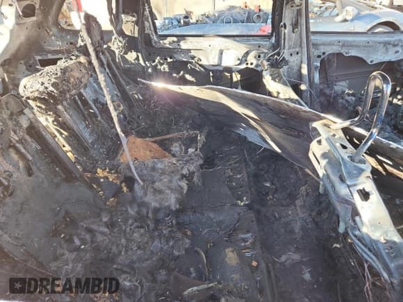 ✅ 2018 Jeep Cherokee Limited • VIN: 1C4PJMDB4JD555235 • Лот: 91404705. Опубликован ранее на Copart с пробегом Не указан. Бесплатный доступ к архиву аукционных продаж из США и подробный отчёт об истории автомобиля на DreamBid. Изображение 11.