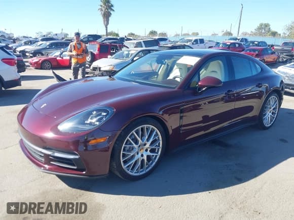 ✅ 2018 Porsche Panamera • VIN: WP0AA2A78JL108536 • Лот: 43571514. Опубликован ранее на IAAI с пробегом 75 398 миль. Бесплатный доступ к архиву аукционных продаж из США и подробный отчёт об истории автомобиля на DreamBid. Изображение 2.