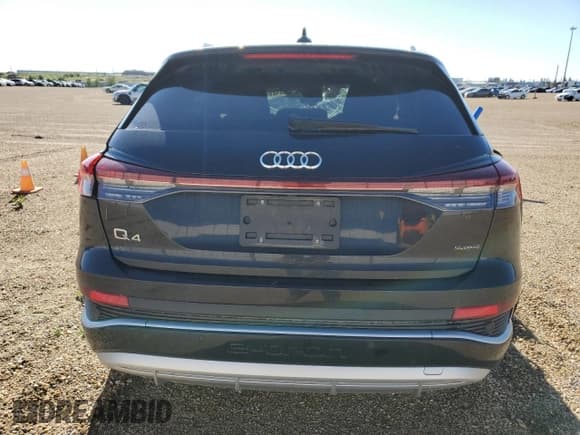 ✅ 2022 Audi Q4 e-tron • VIN: WA1L2AFZ7NP053953 • Lot: 60242644. Listed on Copart with 61,892 mi. Free auction sales archive from the USA and detailed vehicle history report at DreamBid. Image 6.