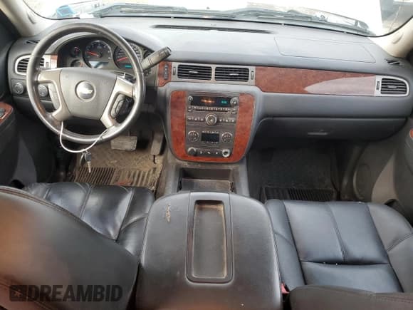 ✅ 2011 Chevrolet Silverado 1500 LTZ • VIN: 1GCRKTE33BZ300619 • Lot: 91894215. Listed on Copart with 204,587 mi. Free auction sales archive from the USA and detailed vehicle history report at DreamBid. Image 8.