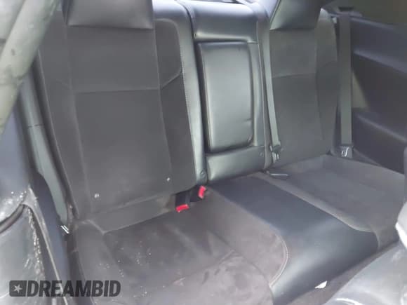 ✅ 2016 Dodge Challenger R/T • VIN: 2C3CDZBT6GH143249 • Lot: 41504263. Listed on IAAI with 89,837 mi. Free auction sales archive from the USA and detailed vehicle history report at DreamBid. Image 8.