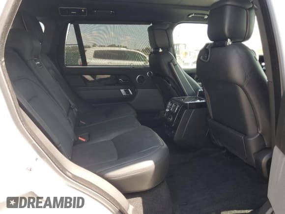 ✅ 2021 Land Rover Range Rover P525 Westminster • VIN: SALGS5SE0MA447869 • Лот: 64367625. Опубликован ранее на Copart с пробегом 45 727 миль. Бесплатный доступ к архиву аукционных продаж из США и подробный отчёт об истории автомобиля на DreamBid. Изображение 11.