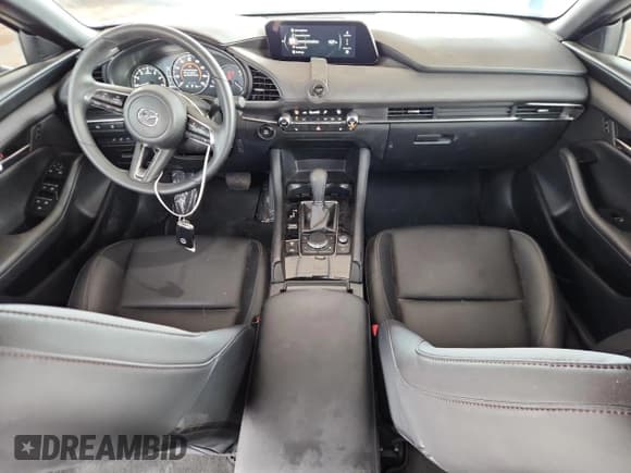 ✅ 2024 Mazda 3 S Preferred • VIN: JM1BPALM1R1702456 • Лот: 85497045. Опубликован ранее на Copart с пробегом 8 011 миль. Бесплатный доступ к архиву аукционных продаж из США и подробный отчёт об истории автомобиля на DreamBid. Изображение 8.