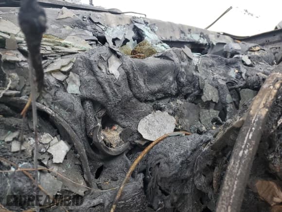 ✅ 2018 Dodge Grand Caravan SXT • VIN: 2C4RDGCG4JR265766 • Lot: 57769375. Wystawiony na Copart z przebiegiem Nie podano. Bezpłatny archiwum sprzedaży aukcyjnych z USA i szczegółowy raport historii pojazdu na DreamBid. Zdjęcie 9.