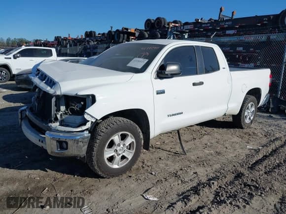 ✅ 2016 Toyota Tundra SR5 • VIN: 5TFRW5F13GX208491 • Lot: 41690525. Listed on IAAI with 219,589 mi. Free auction sales archive from the USA and detailed vehicle history report at DreamBid. Image 18.