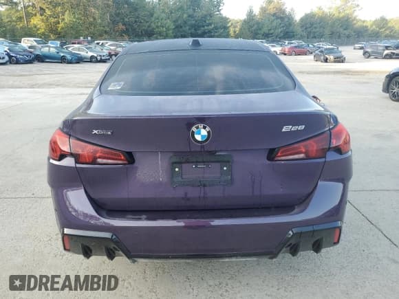 ✅ 2025 BMW 2 Series 228i xDrive • VIN: WBA23GG01S7S77195 • Lot: 81182195. Wystawiony na Copart z przebiegiem 7 180 mil. Bezpłatny archiwum sprzedaży aukcyjnych z USA i szczegółowy raport historii pojazdu na DreamBid. Zdjęcie 6.