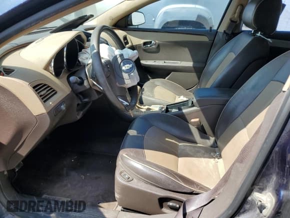 ✅ 2009 Chevrolet Malibu LTZ • VIN: 1G1ZK57709F209338 • Lot: 72279194. Listed on Copart with 196,026 mi. Free auction sales archive from the USA and detailed vehicle history report at DreamBid. Image 7.