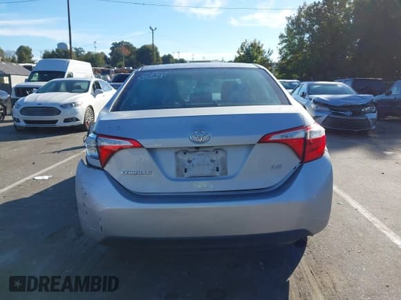 ✅ 2015 Toyota Corolla LE • VIN: 2T1BURHE7FC326944 • Lot: 43392623. Wystawiony na IAAI z przebiegiem 83 338 mil. Bezpłatny archiwum sprzedaży aukcyjnych z USA i szczegółowy raport historii pojazdu na DreamBid. Zdjęcie 16.