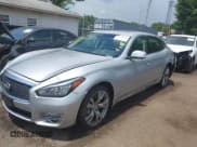✅ 2018 Infiniti Q70 Luxe • VIN: JN1BY1PR4JM370487 • Lot: 42580657. Listed on IAAI with Not provided. Free auction sales archive from the USA and detailed vehicle history report at DreamBid. Image 16.