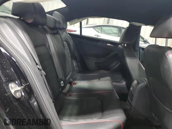 ✅ 2015 Volkswagen Jetta GLI SE • VIN: 3VW4T7AJ1FM291037 • Lot: 84929704. Listed on Copart with 115,942 mi. Free auction sales archive from the USA and detailed vehicle history report at DreamBid. Image 10.