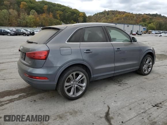 ✅ 2016 Audi Q3 Premium Plus • VIN: WA1EFCFSXGR018469 • Лот: 87422485. Опубликован ранее на Copart с пробегом 115 034 миль. Бесплатный доступ к архиву аукционных продаж из США и подробный отчёт об истории автомобиля на DreamBid. Изображение 3.