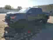 2024 Chevrolet Silverado 1500 Custom Trail Boss z VIN 3GCPDCEK3RG154533, wystawiony jako Copart lot #80881115 z przebiegiem 17 821 mil mil oraz Szkoda całkowita • Salvage title. Historia ofert i sprzedaży dostępna na DreamBid. Obrazek 1.