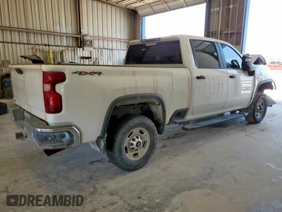 ✅ 2020 Chevrolet Silverado 2500HD Work Truck • VIN: 1GC4YLE71LF315036 • Lot: 68875315. Wystawiony na Copart z przebiegiem 159 792 mil. Bezpłatny archiwum sprzedaży aukcyjnych z USA i szczegółowy raport historii pojazdu na DreamBid. Zdjęcie 3.