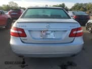 ✅ 2013 Mercedes-Benz E 350 Luxury • VIN: WDDHF8JB1DA734491 • Лот: 83772975. Опубликован ранее на Copart с пробегом 109 731 миль. Бесплатный доступ к архиву аукционных продаж из США и подробный отчёт об истории автомобиля на DreamBid. Изображение 6.