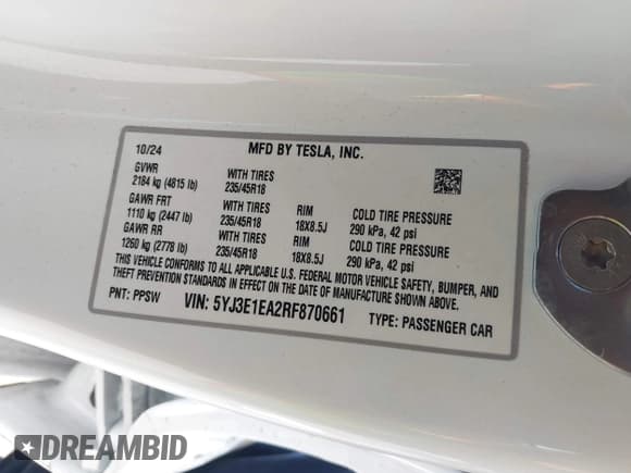 ✅ 2024 Tesla Model 3 • VIN: 5YJ3E1EA2RF870661 • Lot: 41562281. Wystawiony na IAAI z przebiegiem 3 407 mil. Bezpłatny archiwum sprzedaży aukcyjnych z USA i szczegółowy raport historii pojazdu na DreamBid. Zdjęcie 9.