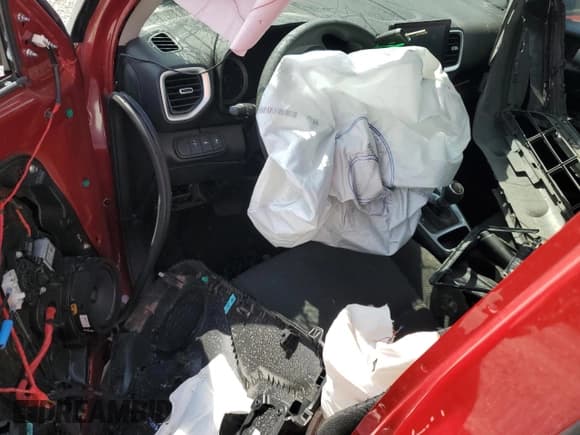 ✅ 2022 Hyundai Venue SE • VIN: KMHRB8A34NU196898 • Lot: 57518025. Listed on Copart with Not provided. Free auction sales archive from the USA and detailed vehicle history report at DreamBid. Image 8.