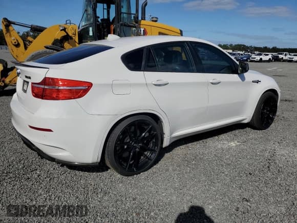 ✅ 2011 BMW X6 M • VIN: 5YMGZ0C55BLK13899 • Лот: 77141774. Опубликован ранее на Copart с пробегом 93 316 миль. Бесплатный доступ к архиву аукционных продаж из США и подробный отчёт об истории автомобиля на DreamBid. Изображение 3.