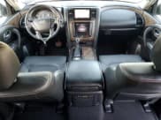 ✅ 2021 Infiniti QX80 Luxe • VIN: JN8AZ2AF1M9715593 • Lot: 85349035. Wystawiony na Copart z przebiegiem 151 055 mil. Bezpłatny archiwum sprzedaży aukcyjnych z USA i szczegółowy raport historii pojazdu na DreamBid. Zdjęcie 8.