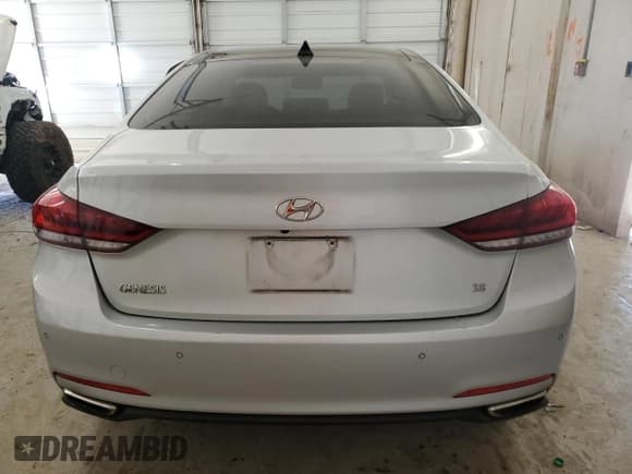 ✅ 2015 Hyundai Genesis 3.8L • VIN: KMHGN4JE7FU061781 • Lot: 42118055. Wystawiony na Copart z przebiegiem 112 952 mil. Bezpłatny archiwum sprzedaży aukcyjnych z USA i szczegółowy raport historii pojazdu na DreamBid. Zdjęcie 6.