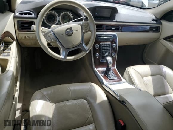 ✅ 2013 Volvo XC70 3.2L • VIN: YV4952BZ4D1160718 • Lot: 52812724. Listed on Copart with 131,803 mi. Free auction sales archive from the USA and detailed vehicle history report at DreamBid. Image 8.