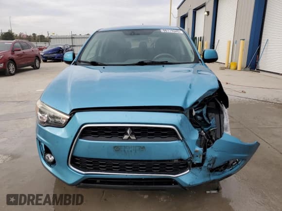 ✅ 2014 Mitsubishi Outlander SE • VIN: 4A4AP4AU5EE031336 • Lot: 86119345. Wystawiony na Copart z przebiegiem 207 283 mil. Bezpłatny archiwum sprzedaży aukcyjnych z USA i szczegółowy raport historii pojazdu na DreamBid. Zdjęcie 5.