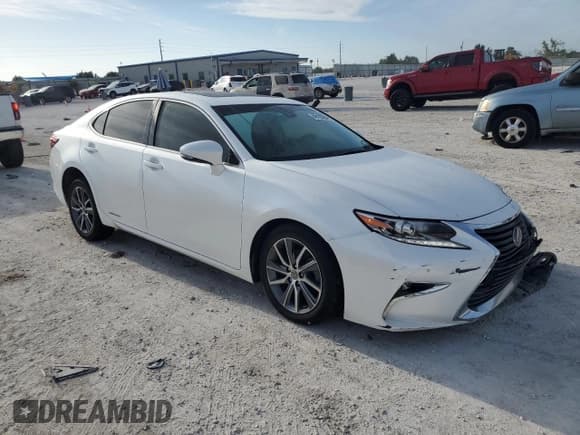 ✅ 2018 Lexus ES 300h • VIN: JTHBW1GG6J2169699 • Lot: 48103294. Listed on Copart with 120,776 mi. Free auction sales archive from the USA and detailed vehicle history report at DreamBid. Image 4.