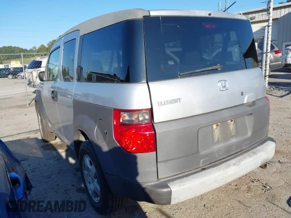 ✅ 2004 Honda Element EX • VIN: 5J6YH286X4L007505 • Lot: 43096282. Listed on IAAI with Not provided. Free auction sales archive from the USA and detailed vehicle history report at DreamBid. Image 3.