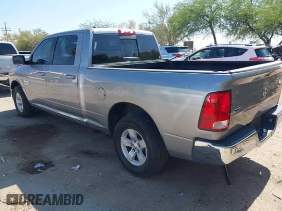 2019 Ram 1500 Big Horn z VIN 1C6RR6TT0KS712030, wystawiony jako IAAI lot #42488959 z przebiegiem 81 612 mil mil oraz . Historia ofert i sprzedaży dostępna na DreamBid. Obrazek 3.