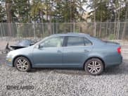 ✅ 2006 Volkswagen Jetta 2.5L • VIN: 3VWSF71K56M619504 • Lot: 43781991. Listed on IAAI with 196,916 mi. Free auction sales archive from the USA and detailed vehicle history report at DreamBid. Image 14.