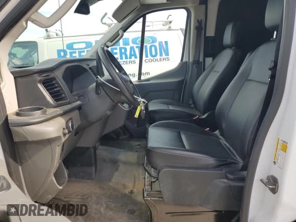 ✅ 2023 Ford E-Transit Cargo • VIN: 1FTBW9CK7PKA43922 • Lot: 93359855. Wystawiony na Copart z przebiegiem 6 904 mil. Bezpłatny archiwum sprzedaży aukcyjnych z USA i szczegółowy raport historii pojazdu na DreamBid. Zdjęcie 7.