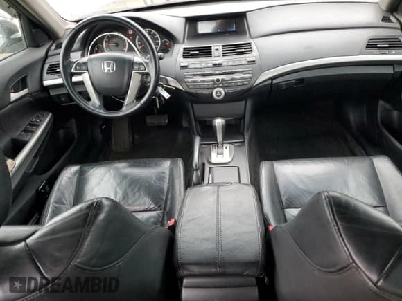 ✅ 2009 Honda Accord EX-L • VIN: 1HGCP26839A022150 • Lot: 93923615. Wystawiony na Copart z przebiegiem 183 709 mil. Bezpłatny archiwum sprzedaży aukcyjnych z USA i szczegółowy raport historii pojazdu na DreamBid. Zdjęcie 8.