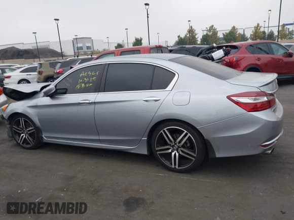 ✅ 2016 Honda Accord Sport • VIN: 1HGCR2F51GA204958 • Lot: 43578153. Wystawiony na IAAI z przebiegiem 93 594 mil. Bezpłatny archiwum sprzedaży aukcyjnych z USA i szczegółowy raport historii pojazdu na DreamBid. Zdjęcie 14.