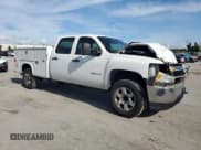 ✅ 2012 Chevrolet Silverado 2500HD • VIN: 1GB1CVCG9CF111640 • Lot: 70180974. Wystawiony na Copart z przebiegiem 337 718 mil. Bezpłatny archiwum sprzedaży aukcyjnych z USA i szczegółowy raport historii pojazdu na DreamBid. Zdjęcie 4.