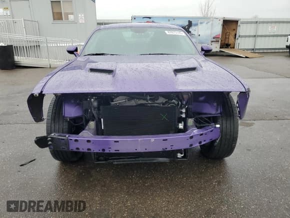 ✅ 2023 Dodge Challenger SXT • VIN: 2C3CDZGG8PH649578 • Lot: 47873145. Wystawiony na Copart z przebiegiem 12 641 mil. Bezpłatny archiwum sprzedaży aukcyjnych z USA i szczegółowy raport historii pojazdu na DreamBid. Zdjęcie 5.