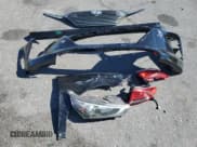 ✅ 2018 Hyundai Ioniq Blue • VIN: KMHC65LC6JU060871 • Lot: 45562585. Wystawiony na Copart z przebiegiem 114 625 mil. Bezpłatny archiwum sprzedaży aukcyjnych z USA i szczegółowy raport historii pojazdu na DreamBid. Zdjęcie 12.