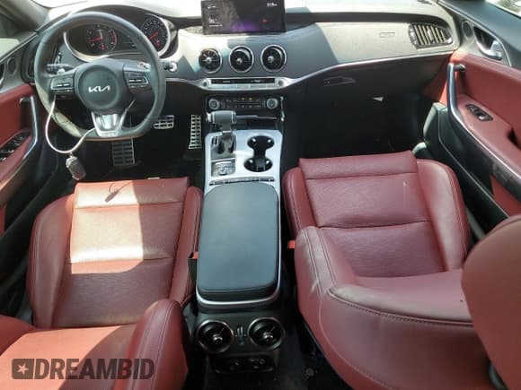 ✅ 2022 Kia Stinger GT1 • VIN: KNAE45LC1N6111042 • Лот: 62233525. Опубликован ранее на Copart с пробегом 28 396 миль. Бесплатный доступ к архиву аукционных продаж из США и подробный отчёт об истории автомобиля на DreamBid. Изображение 8.