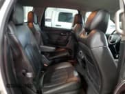 ✅ 2015 Chevrolet Traverse LTZ • VIN: 1GNKVJKD8FJ225261 • Lot: 62008235. Wystawiony na Copart z przebiegiem 199 244 mil. Bezpłatny archiwum sprzedaży aukcyjnych z USA i szczegółowy raport historii pojazdu na DreamBid. Zdjęcie 11.