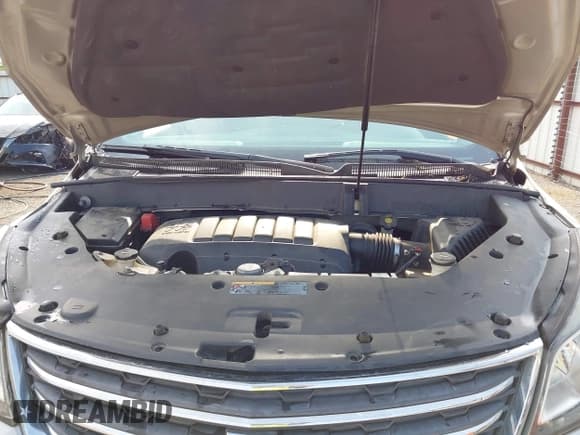 ✅ 2014 Chevrolet Traverse LT • VIN: 1GNKRHKD7EJ169048 • Lot: 42332958. Listed on IAAI with 184,819 mi. Free auction sales archive from the USA and detailed vehicle history report at DreamBid. Image 10.